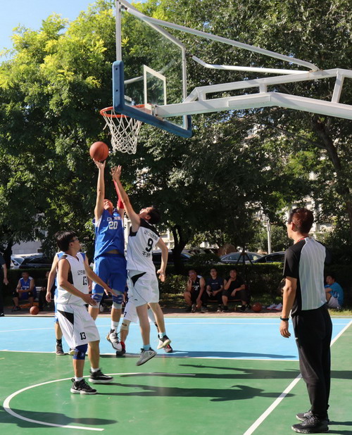 礼赞建党百年 展现建科风采——省建科院第十三届“奋进杯”职工篮球赛开幕(图3) 礼赞建党百年 展现建科风采——省建科院第十三届“奋进杯”职工篮球赛开幕(图3)